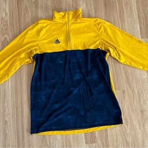 EUC Men’s Adidas Yellow and Navy Colorblock Quarter-Zip Pullover - Small